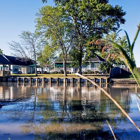 A Chateau On The Bayou Bed & Breakfast Raceland Exteriör bild