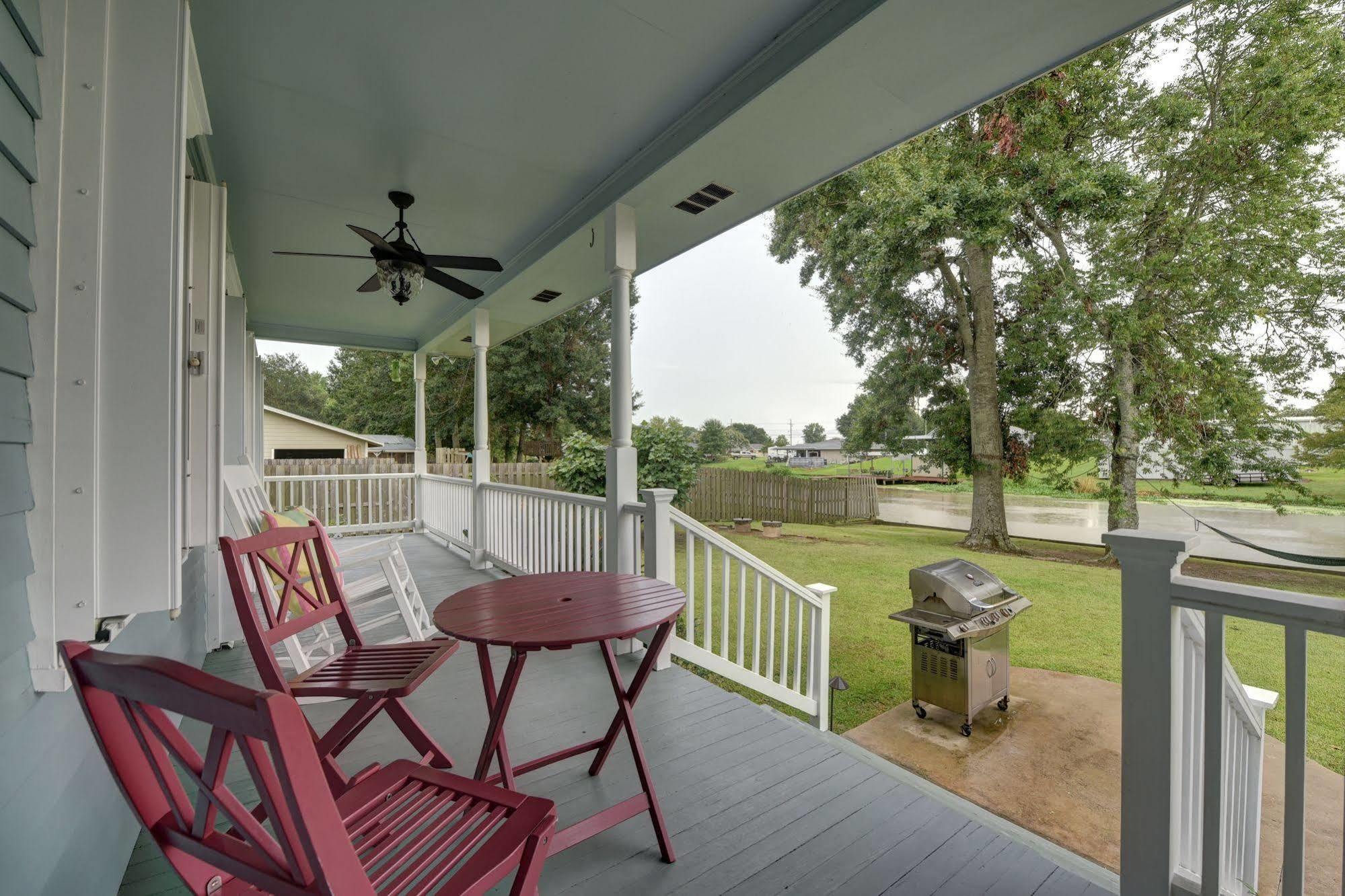 A Chateau On The Bayou Bed & Breakfast Raceland Exteriör bild